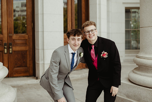 22 - Prom